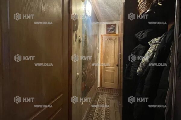 Продаж квартири Харків, ХТЗ, Рогань, 39.6м²