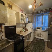 Продаж квартири Харків, ХТЗ, Рогань, 39.6м²