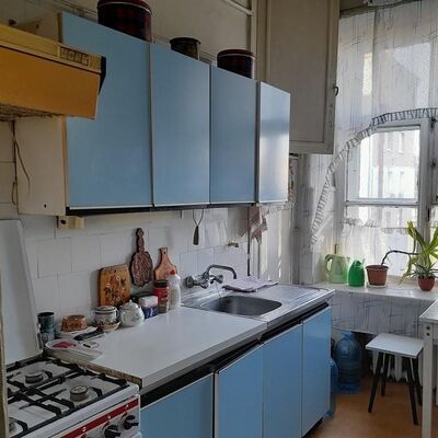 Продажа 	 Харків,  Євгенія Котляра (Червоноармійська) вул.   8/10Г