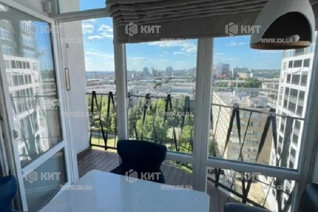 Продаж квартири Харків, Наукова, 135м²