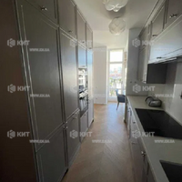 Продаж квартири Харків, Наукова, 135м²
