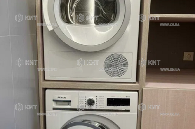Продаж квартири Харків, Наукова, 135м²