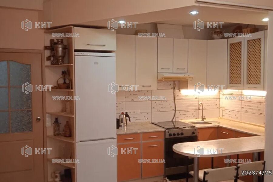 Продаж квартири Харків, ХТЗ, Рогань, 42.3м²