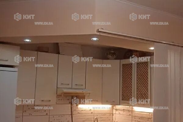 Продаж квартири Харків, ХТЗ, Рогань, 42.3м²