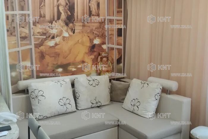 Продаж квартири Харків, ХТЗ, Рогань, 42.3м²