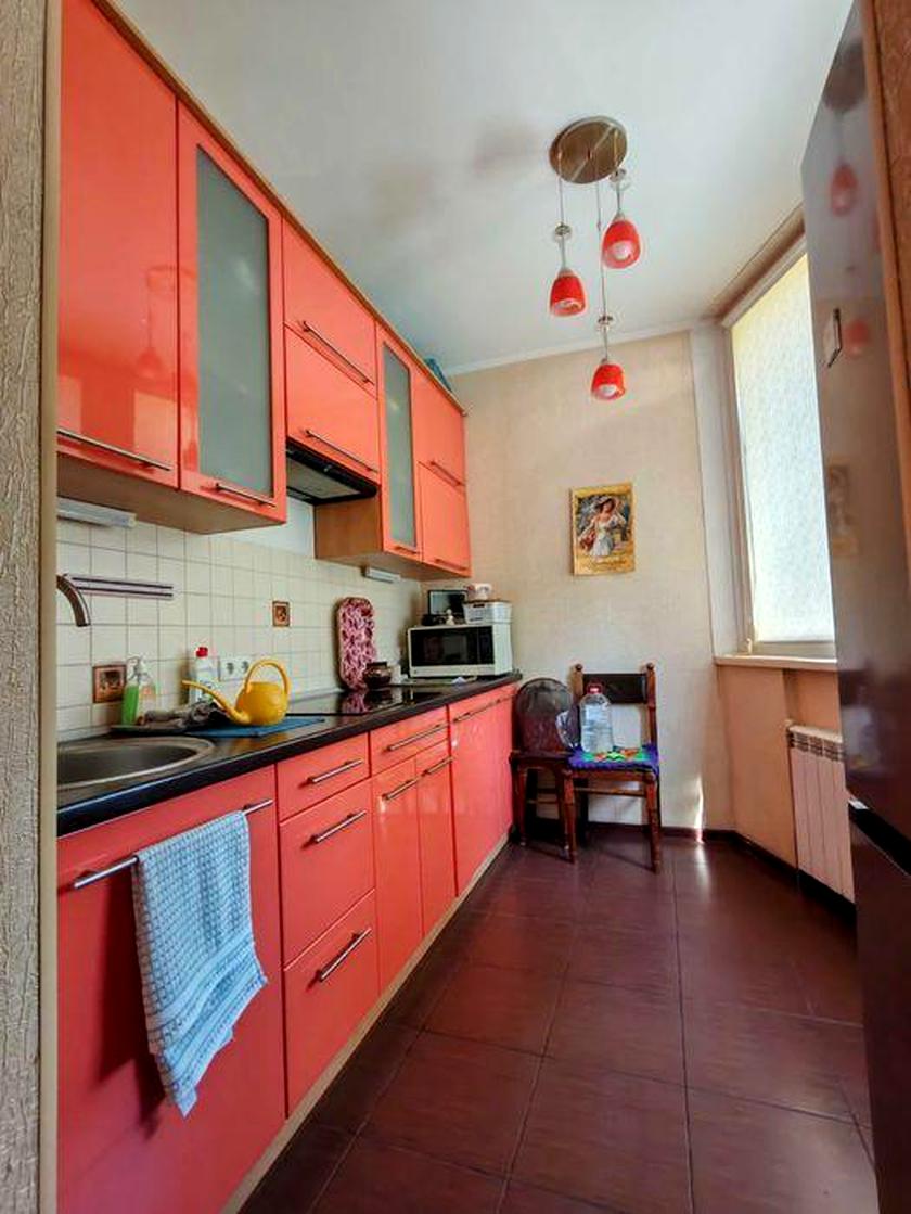 Продажа 	 Харьков, Залесская 5 Залесская ул.   5