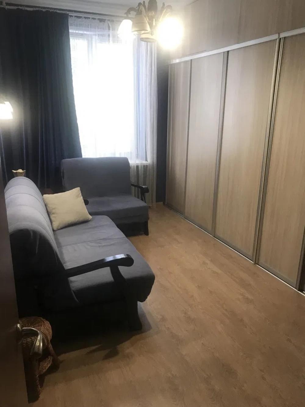 Продажа квартиры Харьков, ХТЗ, Рогань, 35.8м²