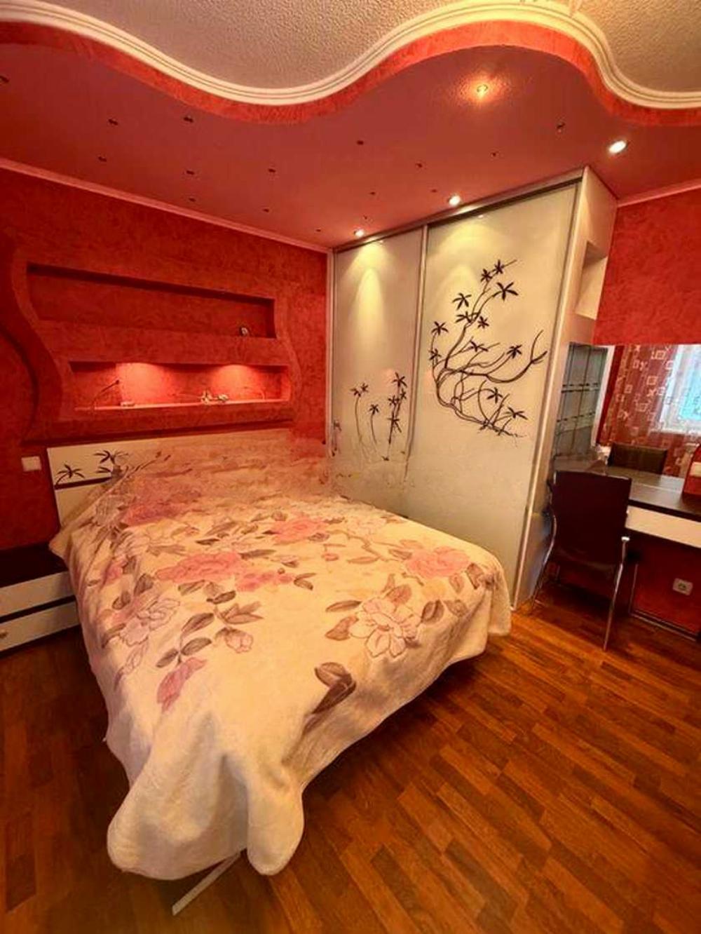 Продажа квартиры Харьков, Алексеевка, 56м²