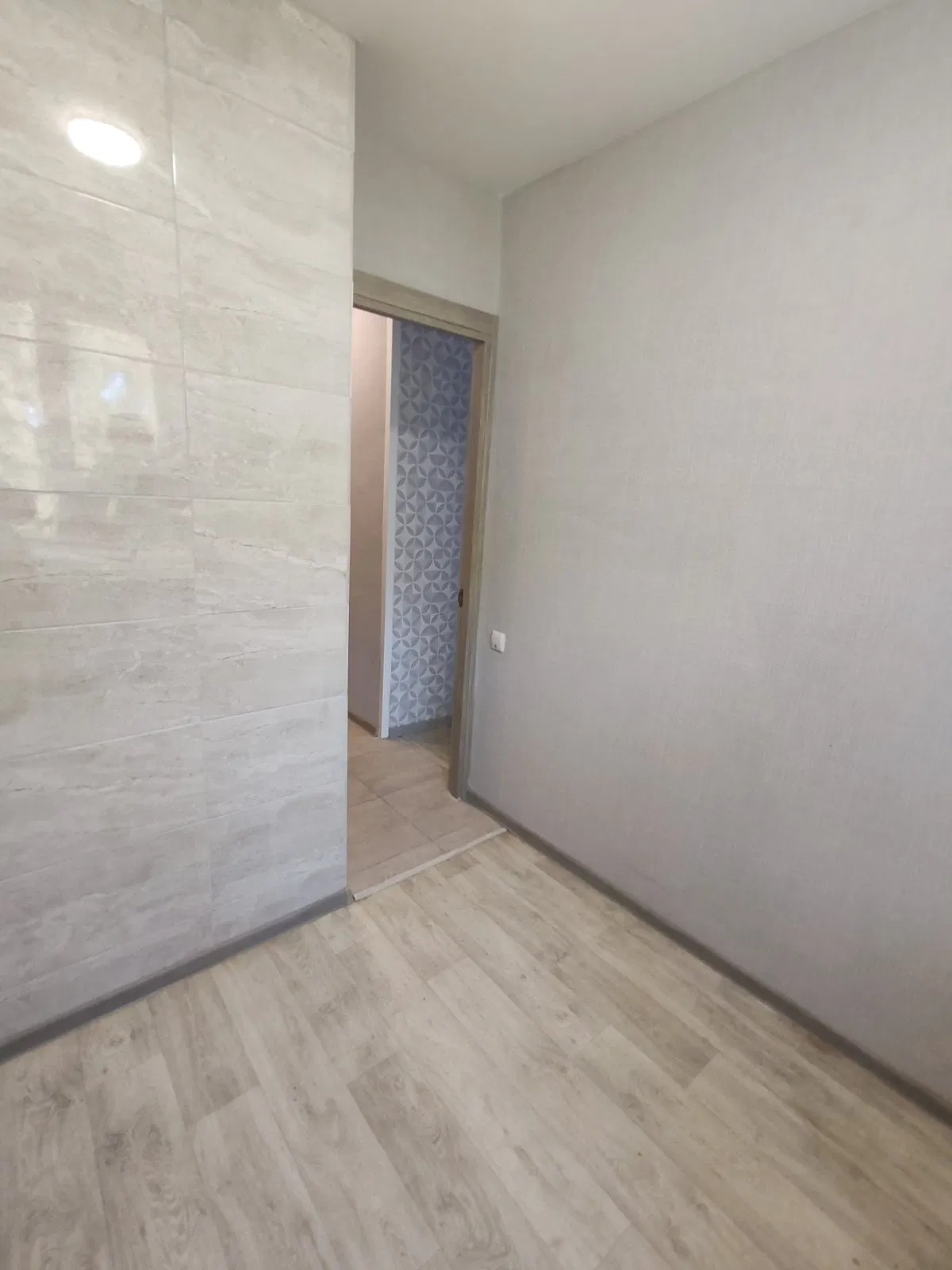 Продажа квартиры Харьков, ХТЗ, Рогань, 32м²