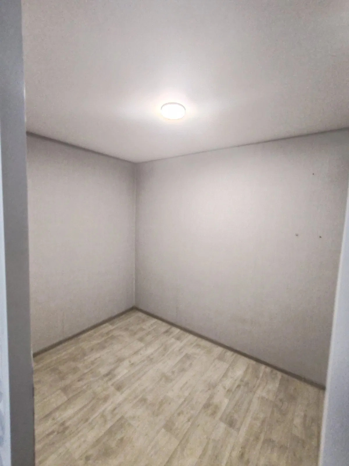 Продажа квартиры Харьков, ХТЗ, Рогань, 32м²