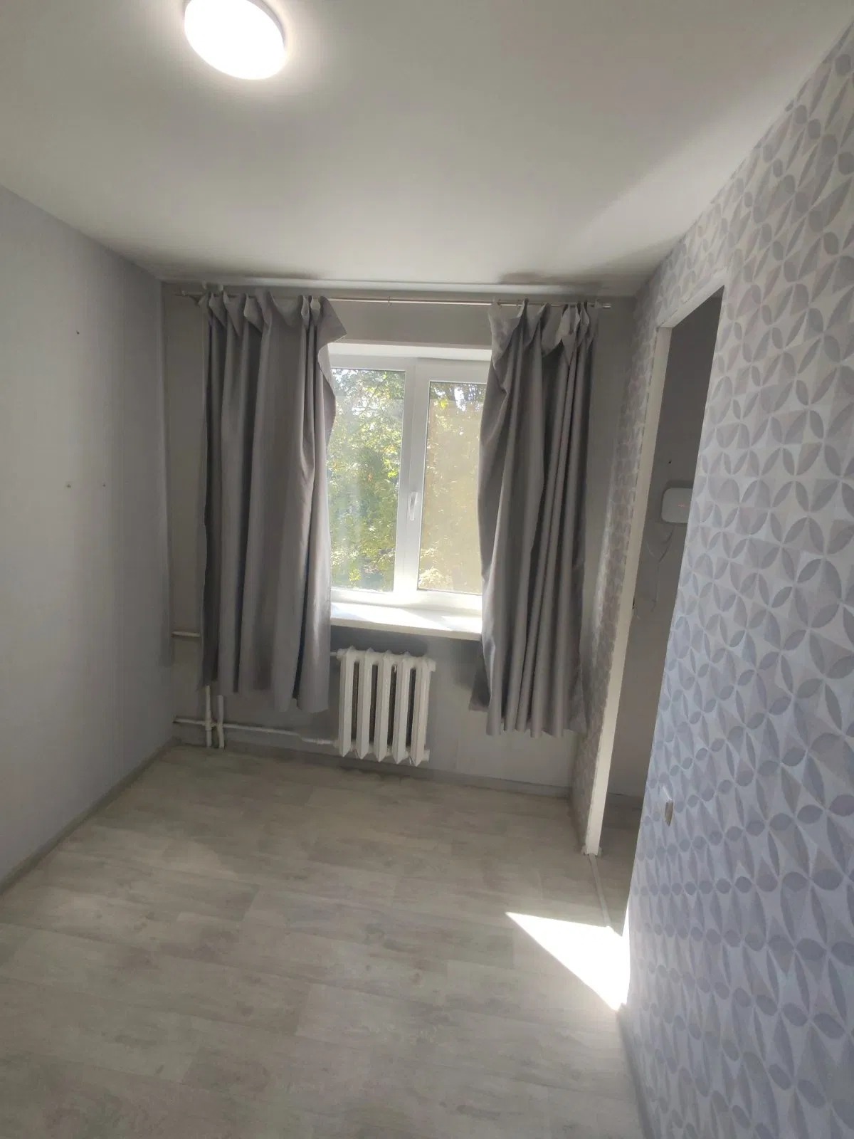 Продажа квартиры Харьков, ХТЗ, Рогань, 32м²