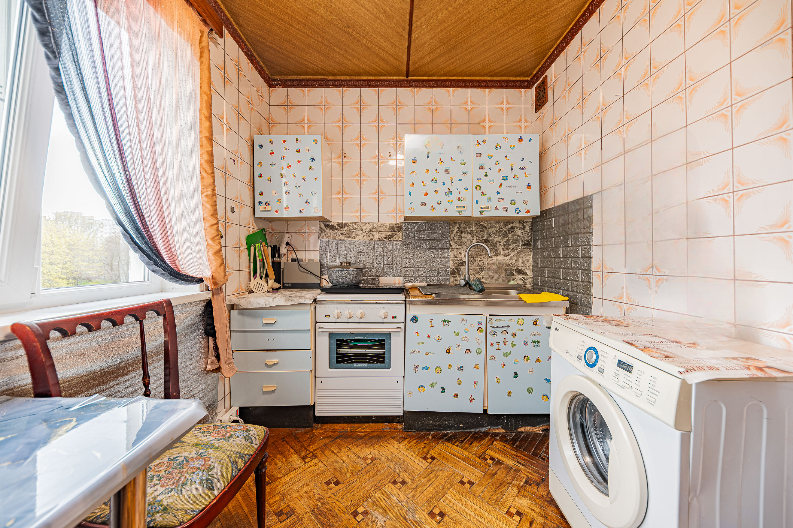 Продажа квартиры Харьков, Залютино, 50м²