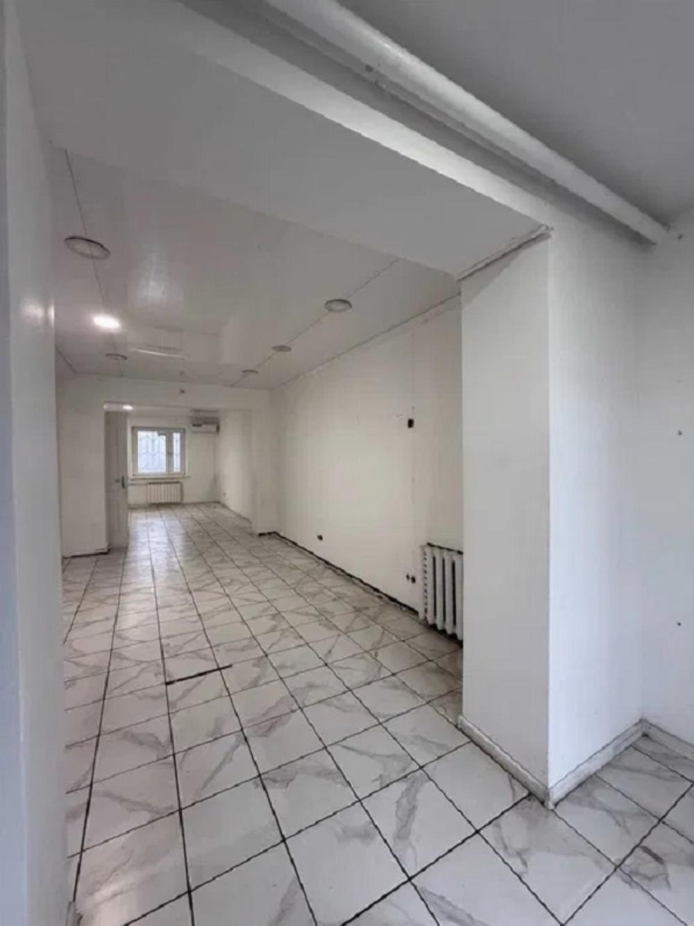 Продажа магазина Киев, Оболонь, 53м²