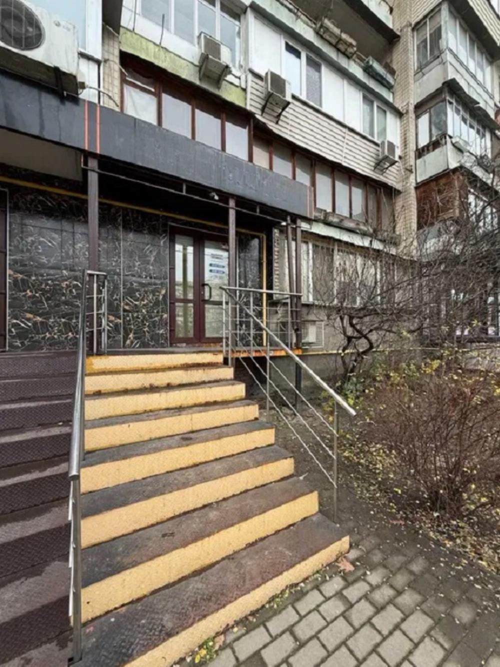Продажа магазина Киев, Оболонь, 53м²